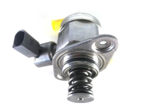 04E127025M  Помпа палива високого тиску 0261520261 AUDI A1, A3, A4, A5, Q3; SEAT ALHAMBRA, ATECA, IBIZA IV, IBIZA IV ST, LEON, LEON SC, LEON ST, TOLEDO IV; SKODA KODIAQ, OCTAVIA III, RAPID, SUPERB III 1.2/1.4/1.4H 04.11