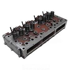 ZZ80078   Головка двигуна PERKINS A4.203  Головка двигуна містить клапани.